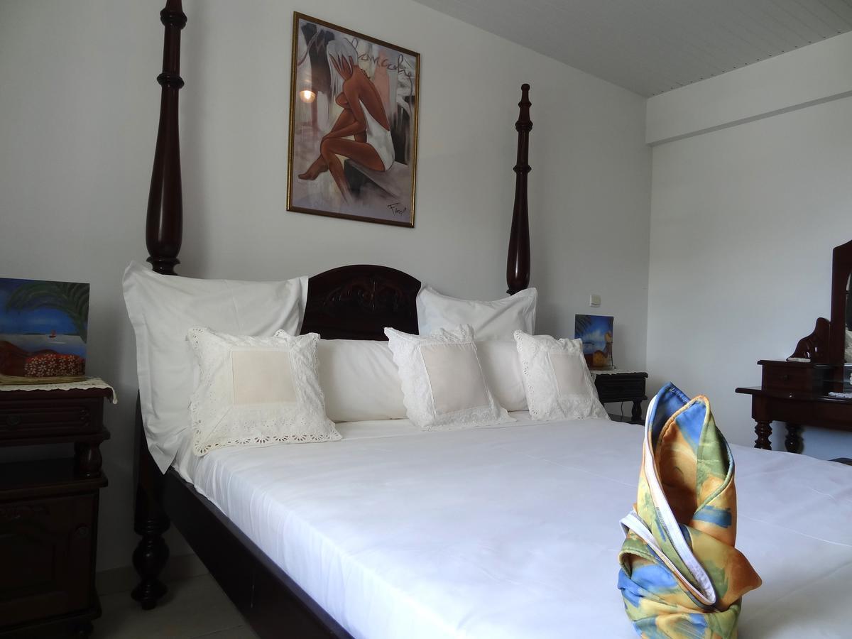 Bed & Breakfast - 6 Suites - Piscine Et Plage Pointe Faula Le Vauclin Exterior photo