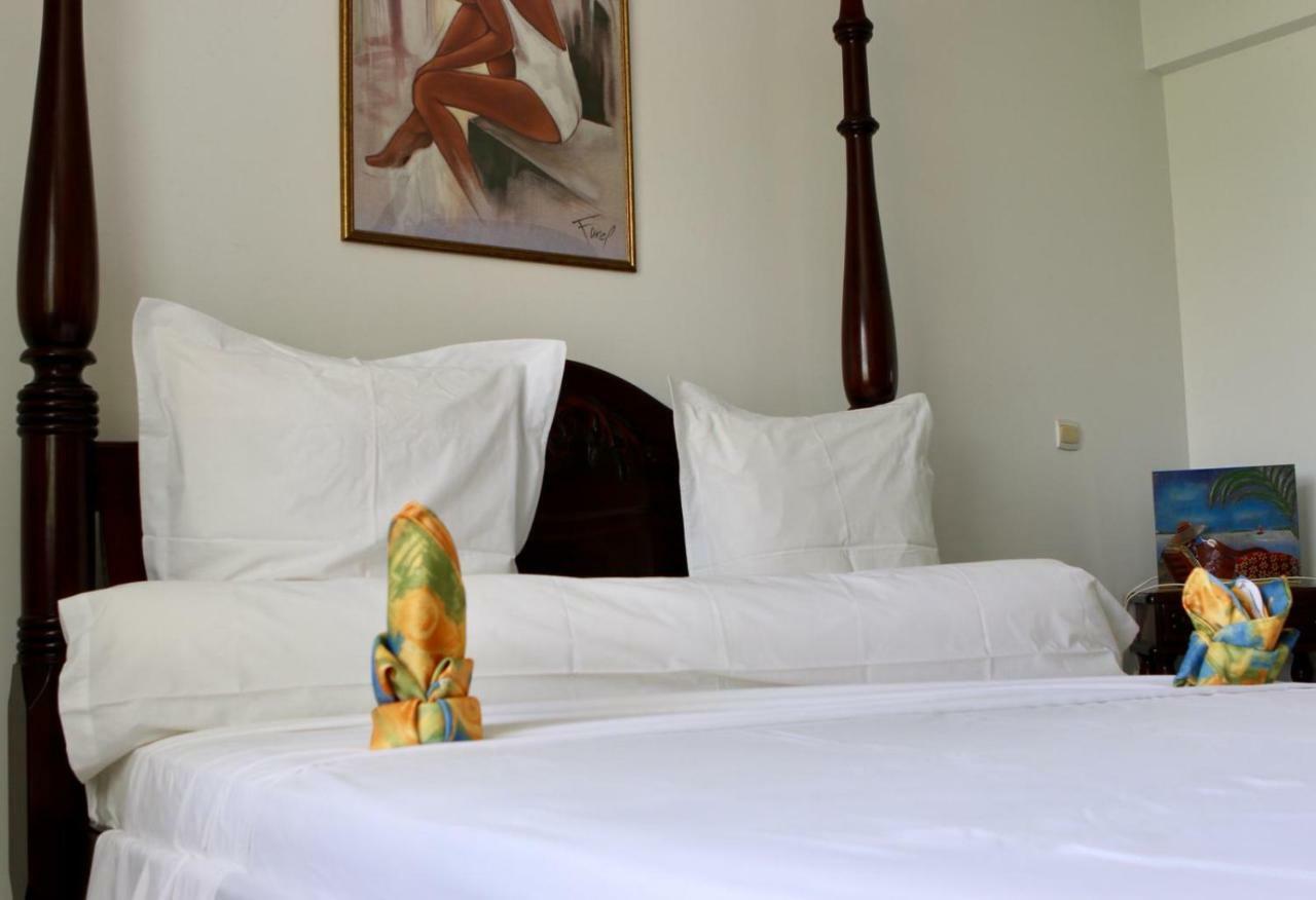 Bed & Breakfast - 6 Suites - Piscine Et Plage Pointe Faula Le Vauclin Exterior photo